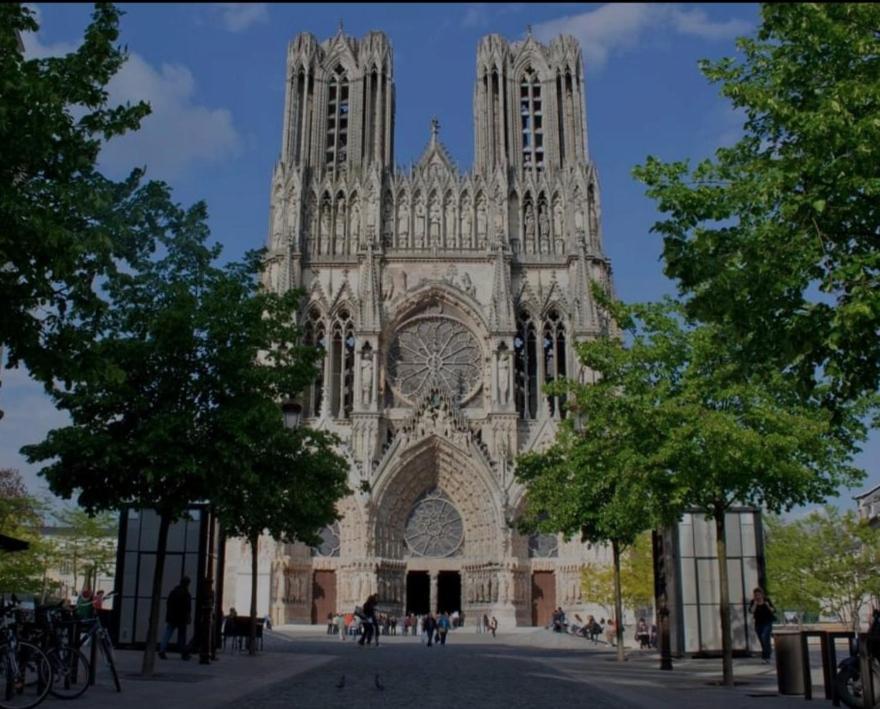 La Place Des Sacres, Proche Gare Et Centre Reims Ngoại thất bức ảnh